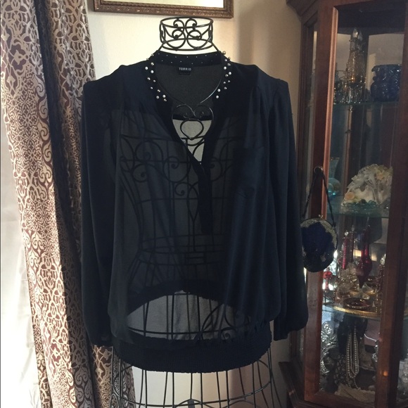Torrid black long sleeve top - Picture 1 of 8